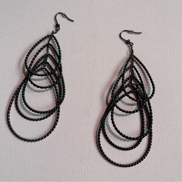 Express Dangle Earrings - Picture 2 of 6